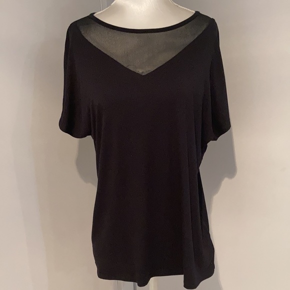 Tahari Tops - TAHARI Black top short sleeves Size M